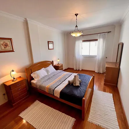 Waterfront View - Casa Alegra Apartamento Nazaré