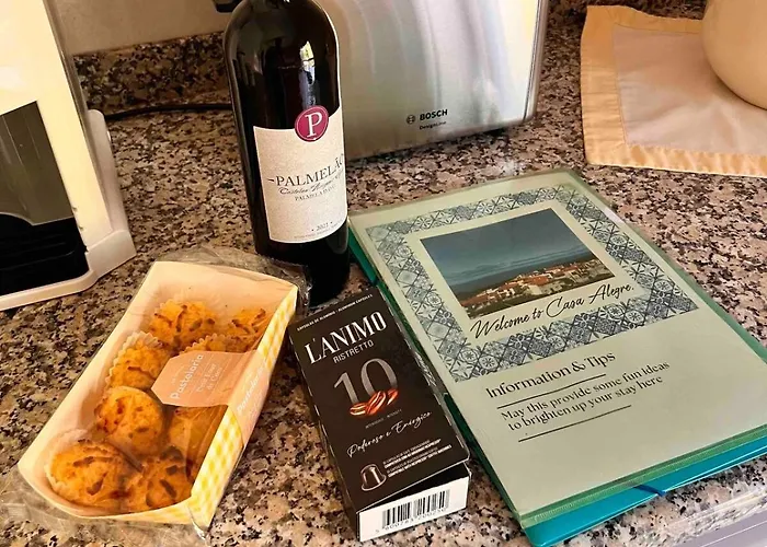 Waterfront View - Casa Alegra 아파트